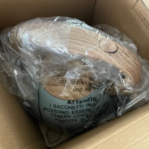 Blue Whistling Tea Kettle - Picture 3 of 5